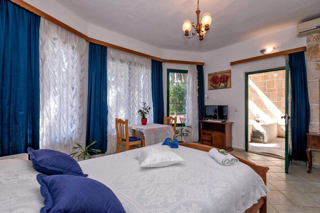 Apartments Villa Domus Marini Hvar Town Zewnętrze zdjęcie